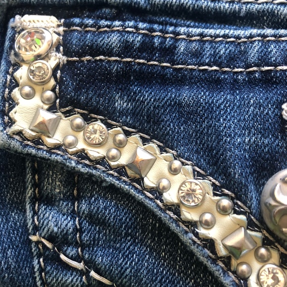 Miss Me Jeans/Capris - Picture 6 of 8